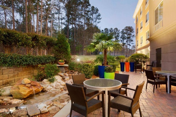 Fairfield Inn & Suites by Marriott Columbia Northeast image 16